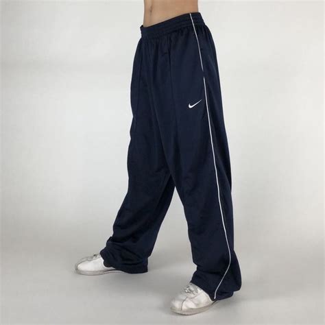 Damen Winter Wear. Nike DE